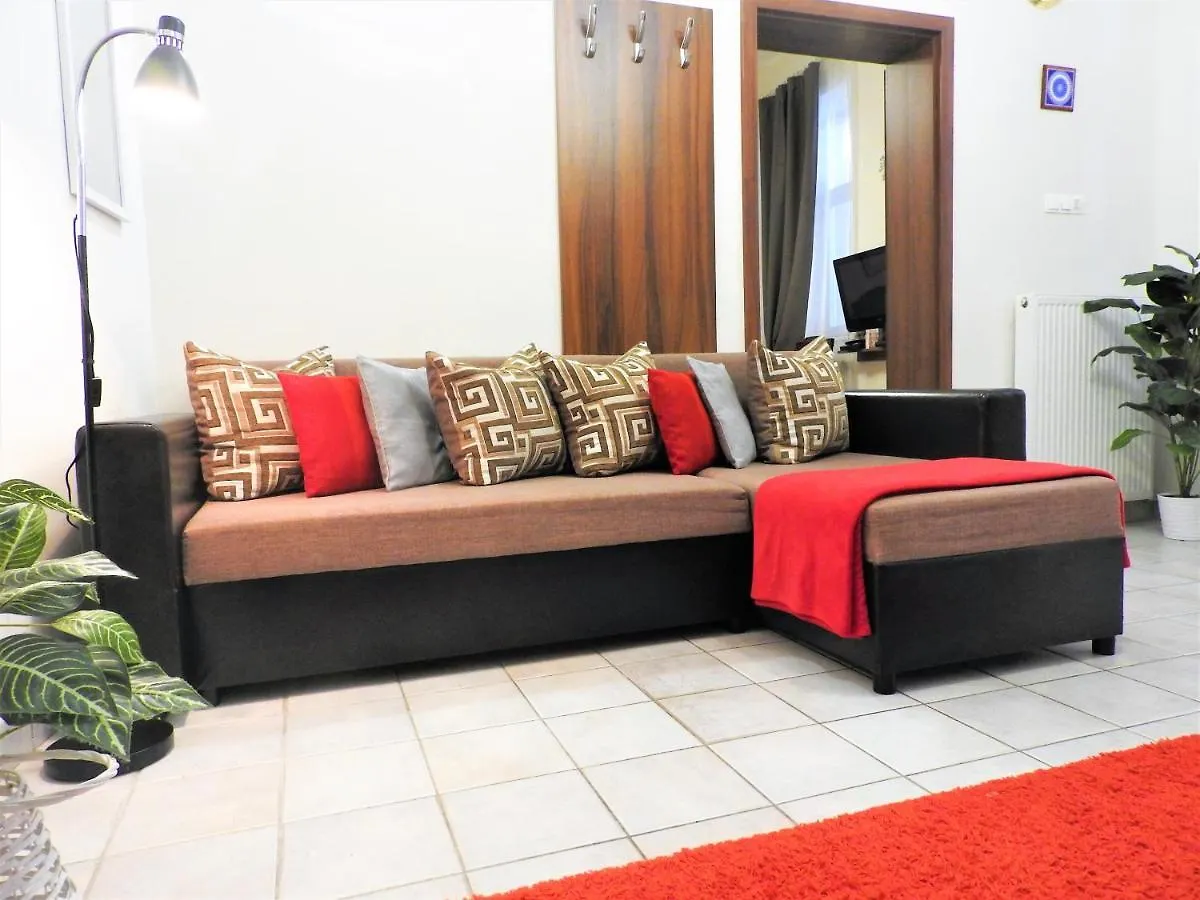 Nora Studio Apartman - Eger Apartment Hungary
